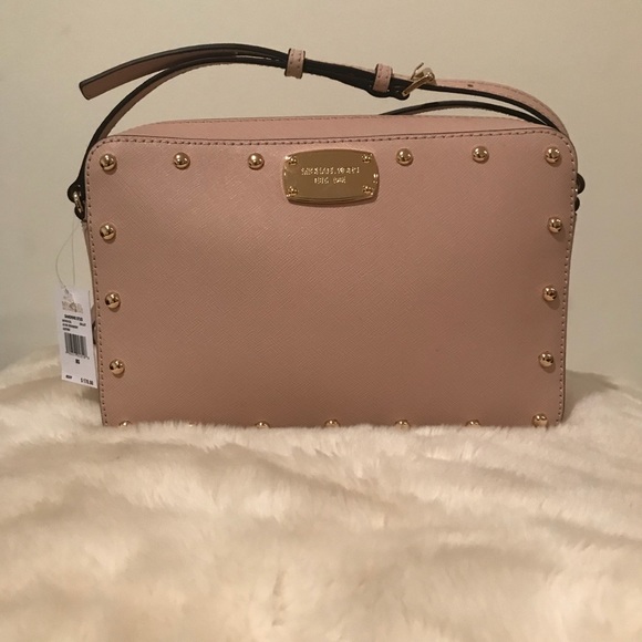 Michael Kors Handbags - NEW! Ballet leather Michael Kors Sandrine Crossbag